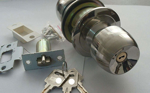 阿勒泰24小时上门开锁公司