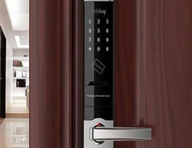 阿勒泰24小时上门开锁公司