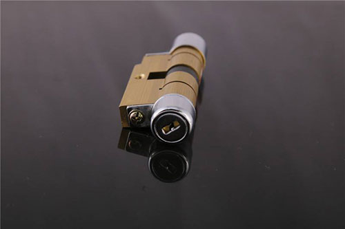 阿勒泰24小时上门开锁公司